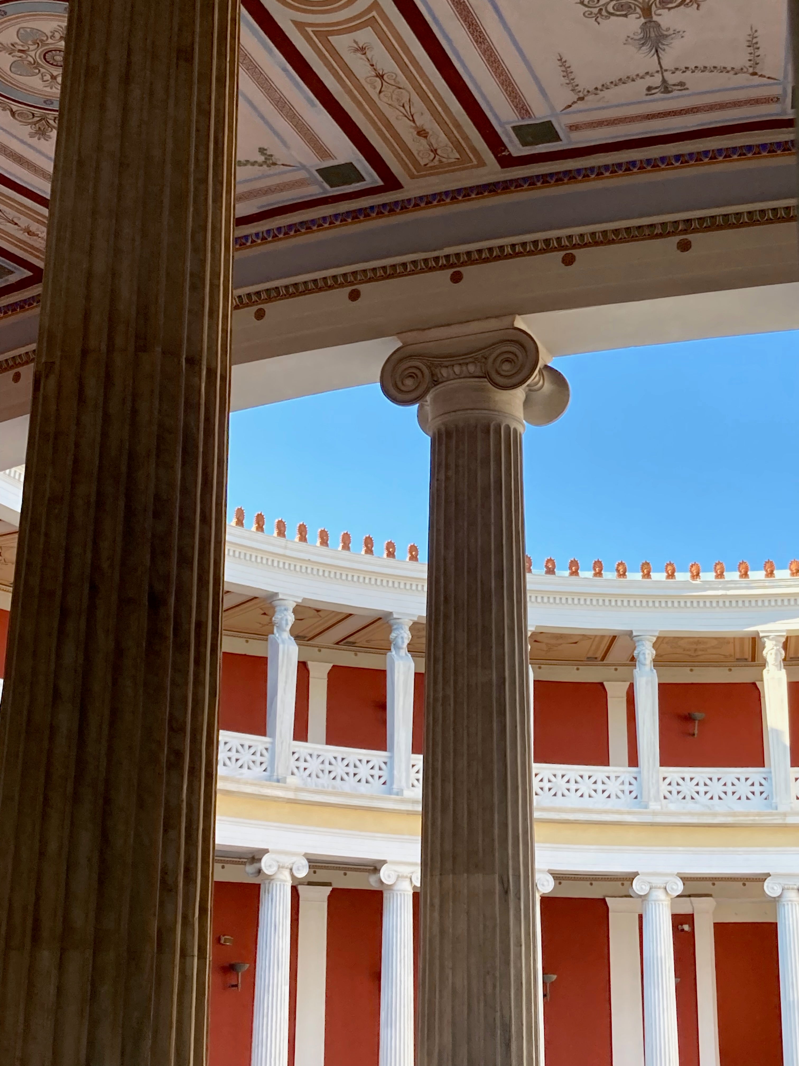 Le Zappeion à Athènes et sa palette de couleurs inspirantes