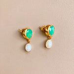 GALAXIDI_boucles_d_oreille_en_chrysoprase__et_perle_avec_boucle_en_argent_massif_et_or_24K