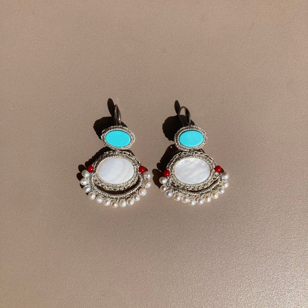 Hera-Mymosaa-boucles-d-oreille_de_mediterranee_corail_turquoise_nacre_argent_