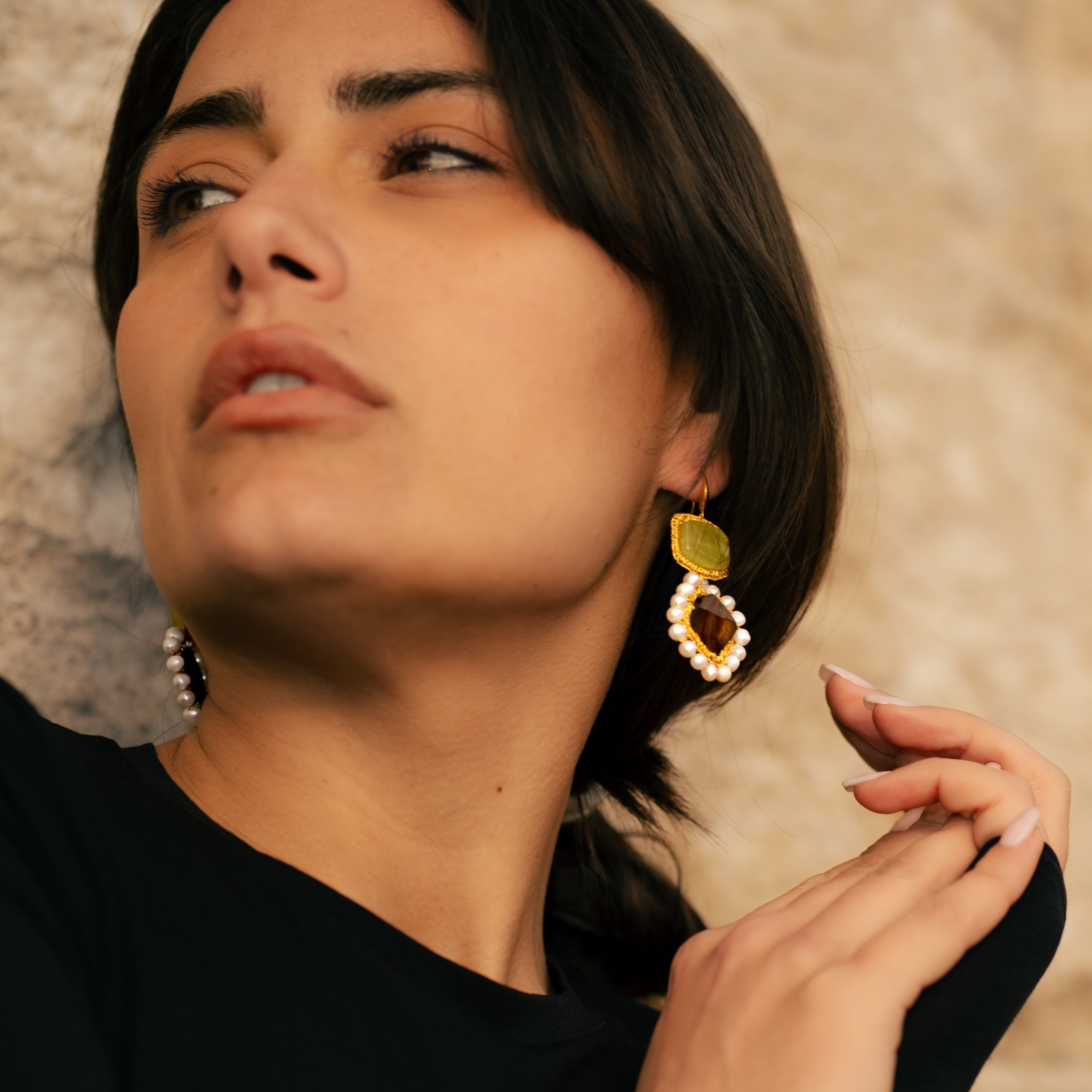 ISMENE_boucles_d_oreille_en_jade_anis_onyx_perles_argent_et_or