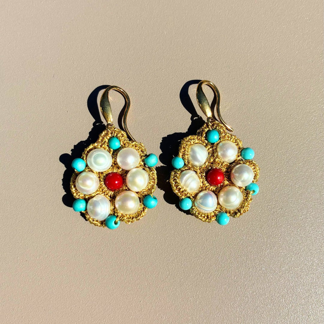 Othos-Mymosaa_bijoux_de_Mediterranee_boucles_d_oreille_turquoise_perles_corail_rouge_or18K_argent_massif