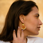 Persephone_boucles_d_oreille_grecques_avec_corail_turquoise_jade_perles_brodees_a_la_main