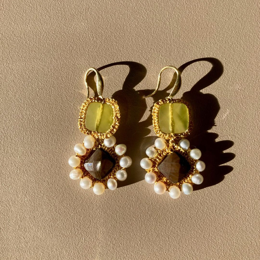 Petite-Ismene-boucles_d_oreille_en_vert_anis_marron_argent_et_or18k